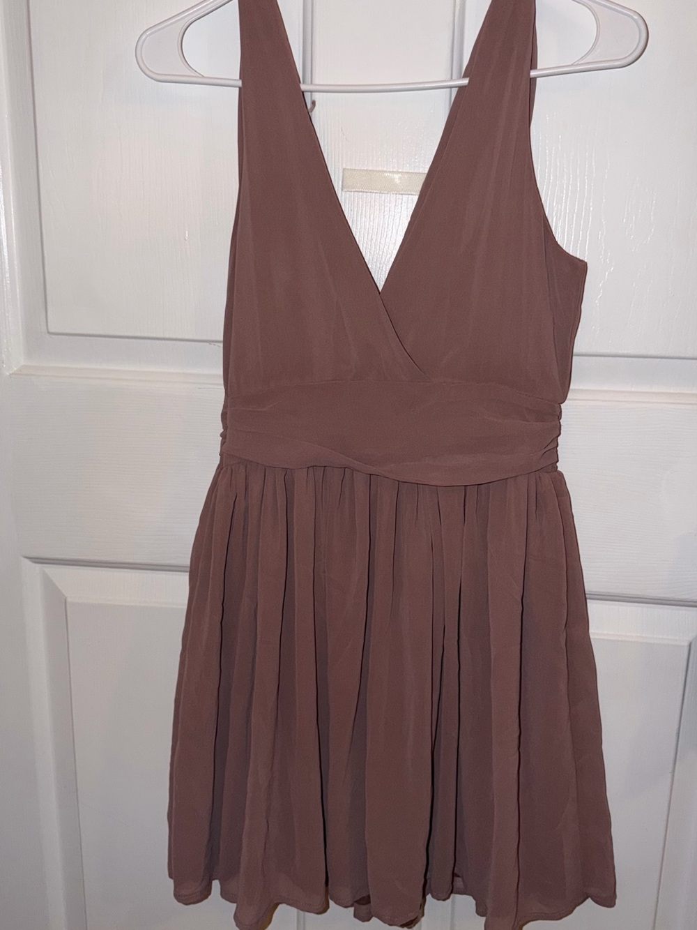 Charlotte Russe Sleeveless V-Neck Chiffon Dress in Dusty Mauve